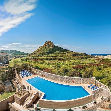 Marsalforn Your Room, Your Apartment, Your Shared Pool מראה חיצוני תמונה