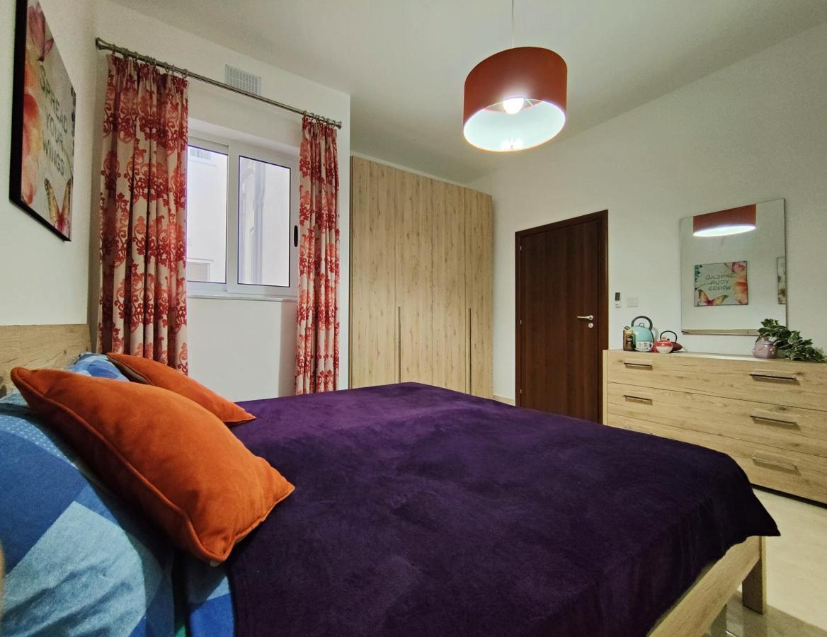 Marsalforn Your Room, Your Apartment, Your Shared Pool מראה חיצוני תמונה